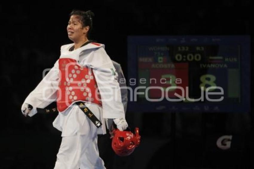 BRISEIDA ACOSTA OBTIENE MEDALLA DE PLATA