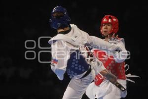 BRISEIDA ACOSTA OBTIENE MEDALLA DE PLATA