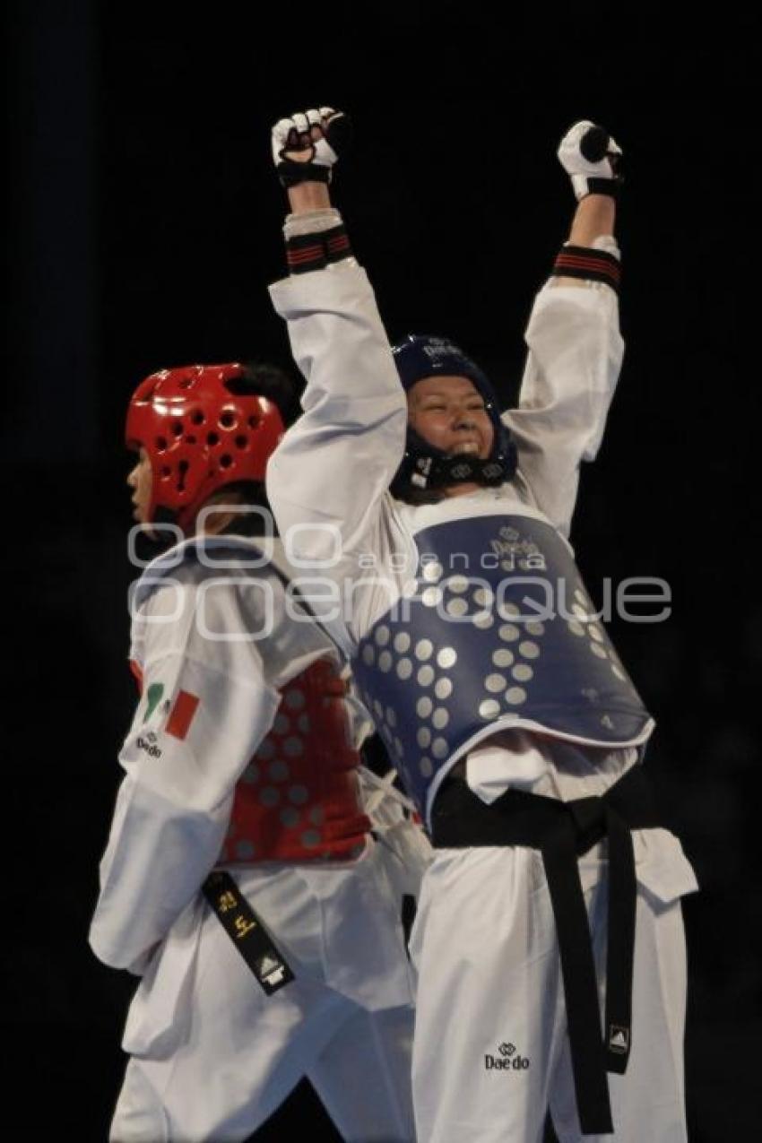 BRISEIDA ACOSTA OBTIENE MEDALLA DE PLATA