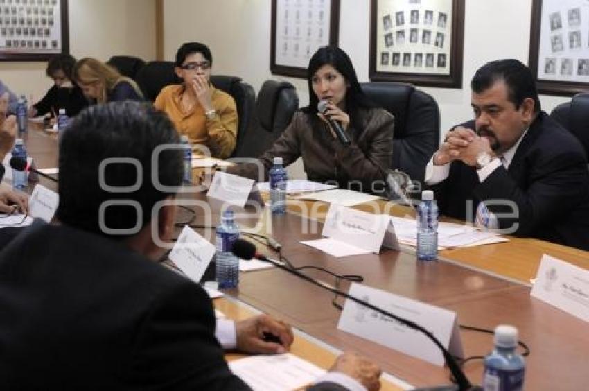 COMISIÓN DE TRANSPORTE