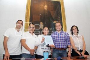 MANIFESTACIÓN CONTRA EL MATAGATOS EN EL CONGRESO