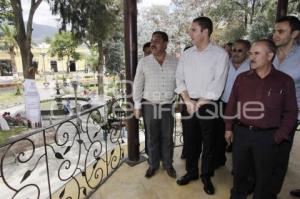 INAUGURAN MEJORA URBANA DE LIBRES