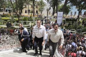 INAUGURAN MEJORA URBANA DE LIBRES