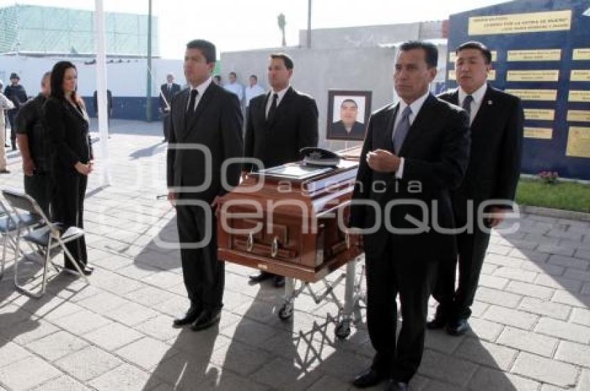 HOMENAJE DE CUERPO PRESENTE POLICÍA