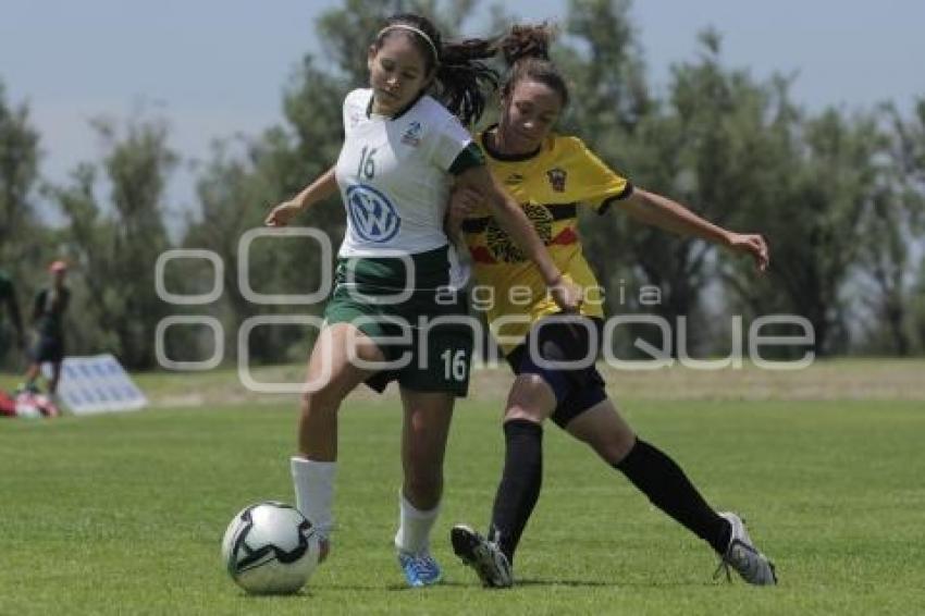 AZTECAS UDLAP VS LEONAS U DE G . LIGA MAYOR FEMENIL