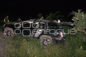 MUERE EN VOLCADURA