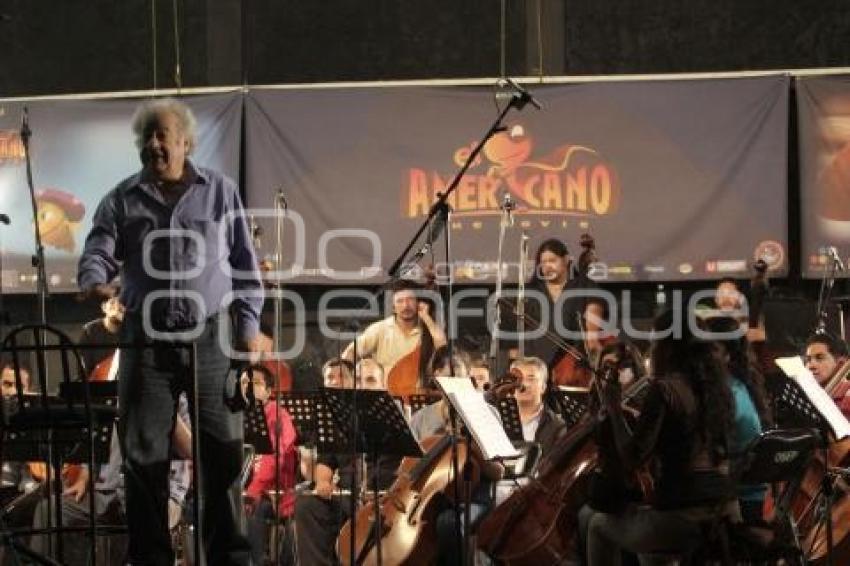 MÚSICA . PELÍCULA EL AMERICANO