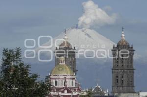 FUMAROLA DEL VOLCÁN POPOCATÉPETL