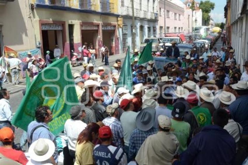 MANIFESTACIÓN UNTA