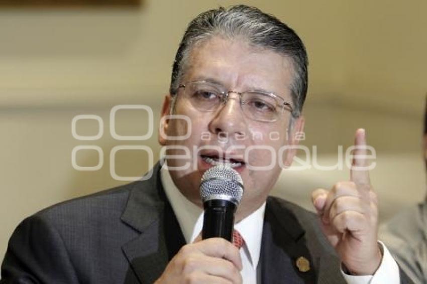 ENRIQUE DOGER