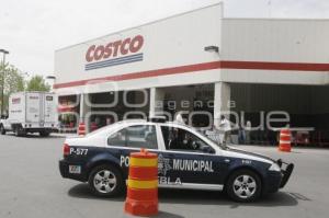 ASALTO EN ESTACIONAMIENTO DE COSTCO