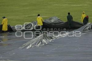 LLUVIA EN EL ESTADIO HERMANOS SERDÁN