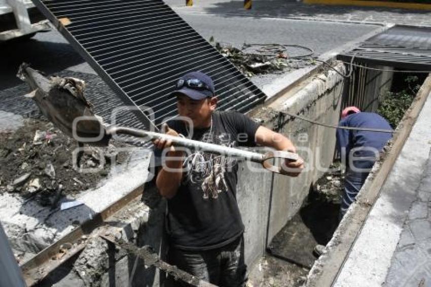 REPARACIÓN ALCANTARILLA. SOAPAP