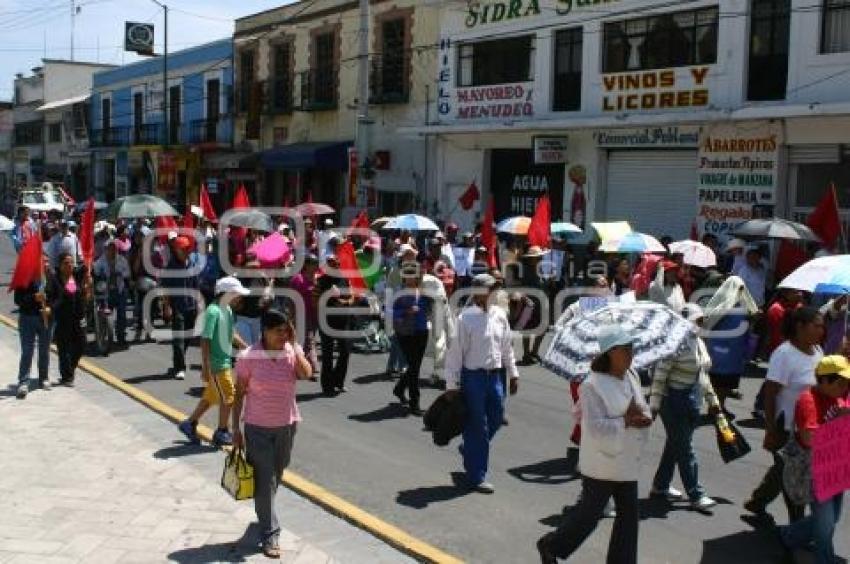 MANIFESTACIÓN ANTORCHISTA EN HUEJOTZINGO