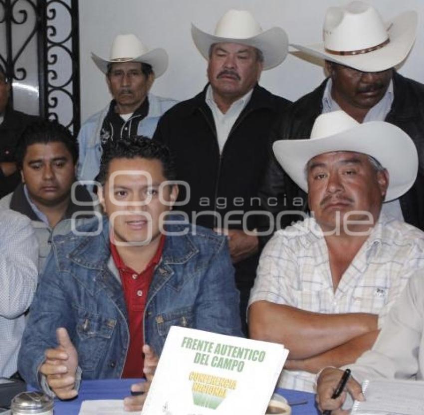 FRENTE AUTÉNTICO DEL CAMPO