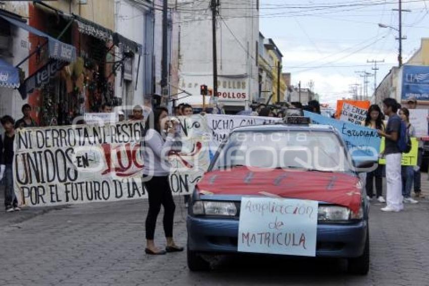 MANIFESTACIÓN RECHAZADOS BUAP