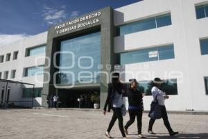 REGRESO A CLASES UNIVERSITARIOS Y PREPAS BUAP