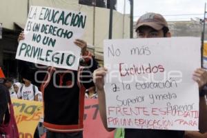 MANIFESTACIÓN RECHAZADOS BUAP