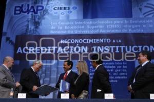 ENTREGA DE RECONOCIMIENTO CIES-BUAP