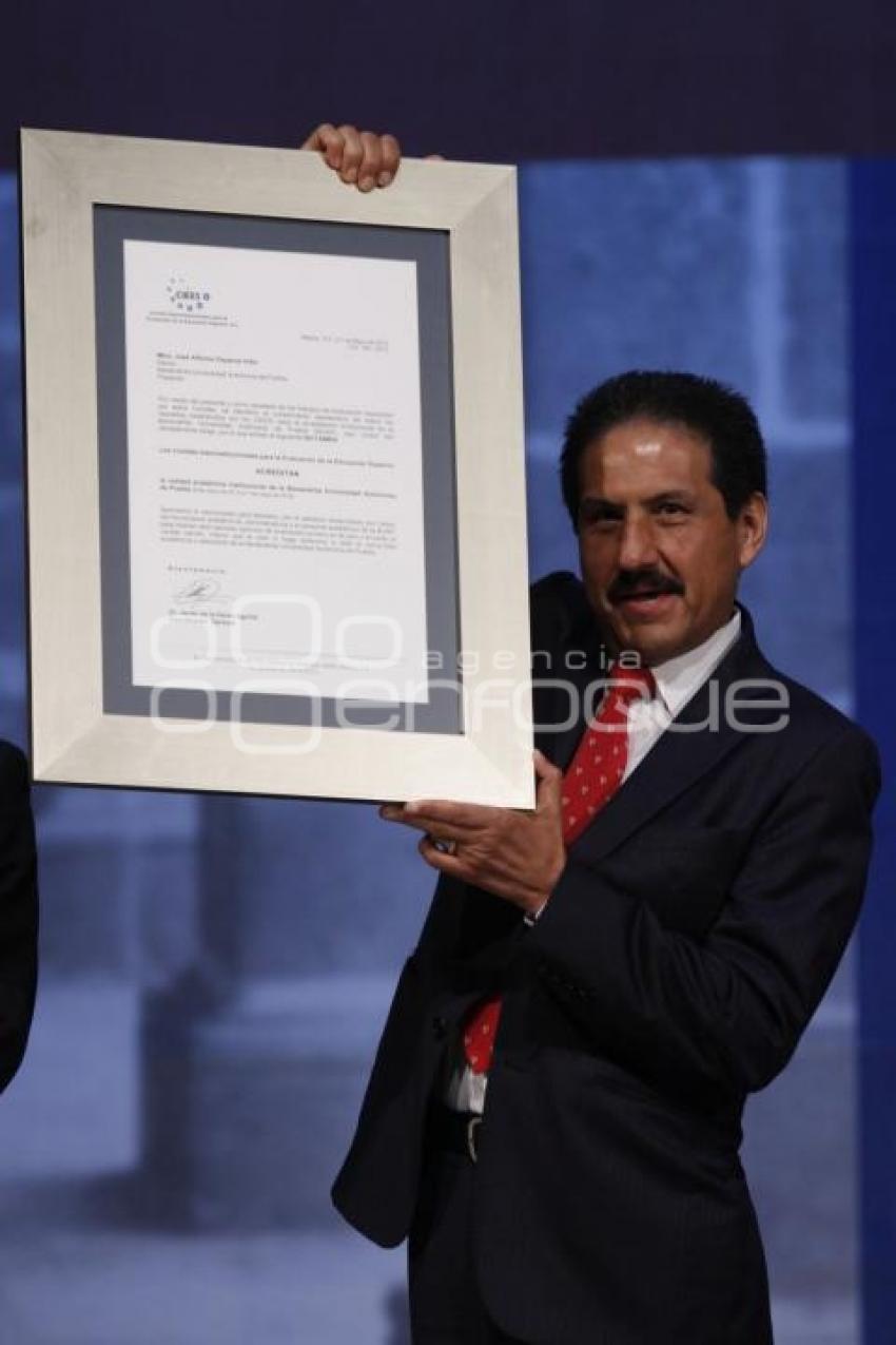 ENTREGA DE RECONOCIMIENTO CIES-BUAP