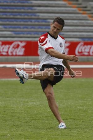 LOBOS BUAP. REFUERZOS EXTRANJEROS