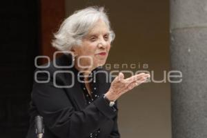 ELENA PONIATOWSKA. PRESENTACIÓN LIBRO . SANSIMONSI