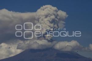 FUMAROLA VOLCÁN POPOCATÉPETL