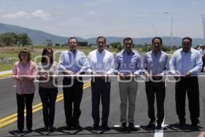 INAUGURA GOBERNADOR Y RECTOR ACCESO A CAMPUS ATLIXCO