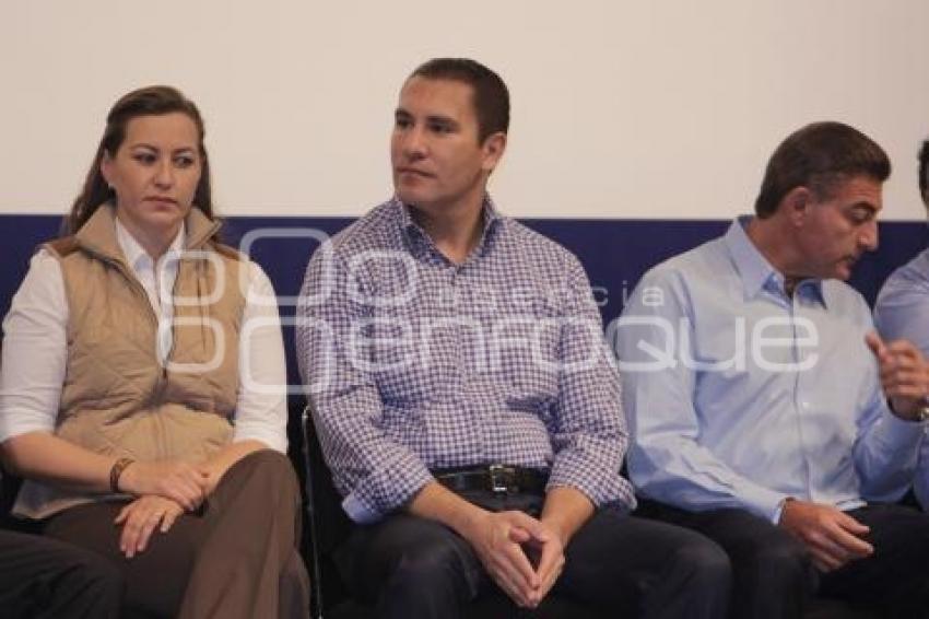 CRÉDITO A LA PALABRA DE LA MUJER