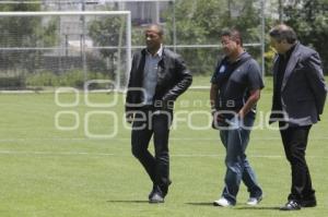 LLEGA CARLOS SÁNCHEZ AL PUEBLA FC