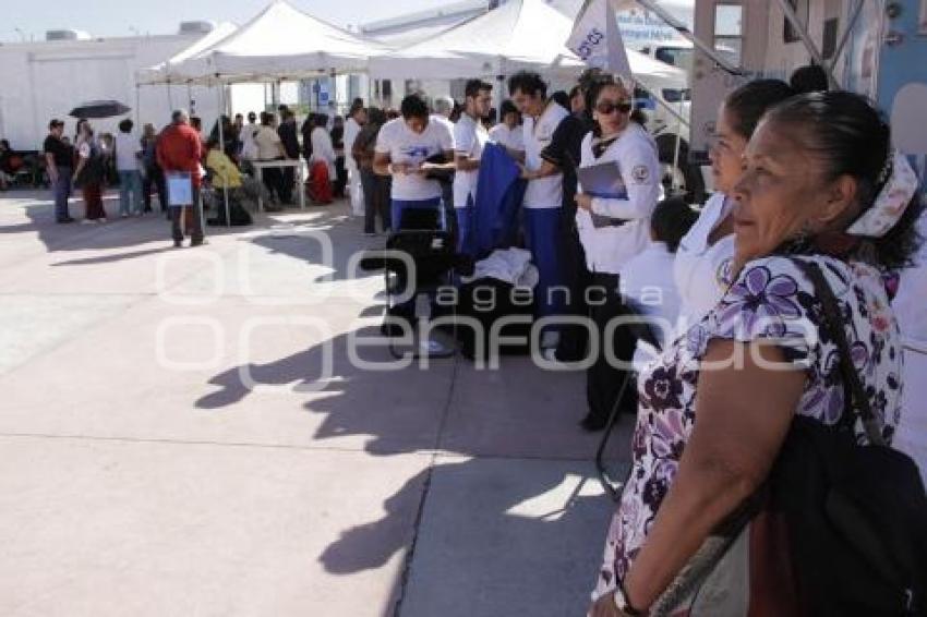 FERIA DE SALUD PARA PERSONAS DE LA TERCERA EDAD