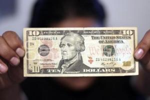 EL PESO PIERDE TERRENO FRENTE AL DÓLAR