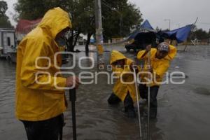 LLUVIAS . TORMENTA TROPICAL FERNAND