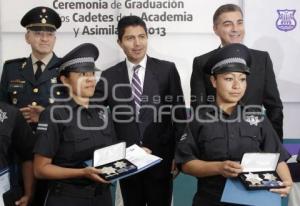 GRADUACIÓN DE CADETES Y ASIMILADOS . POLICÍA