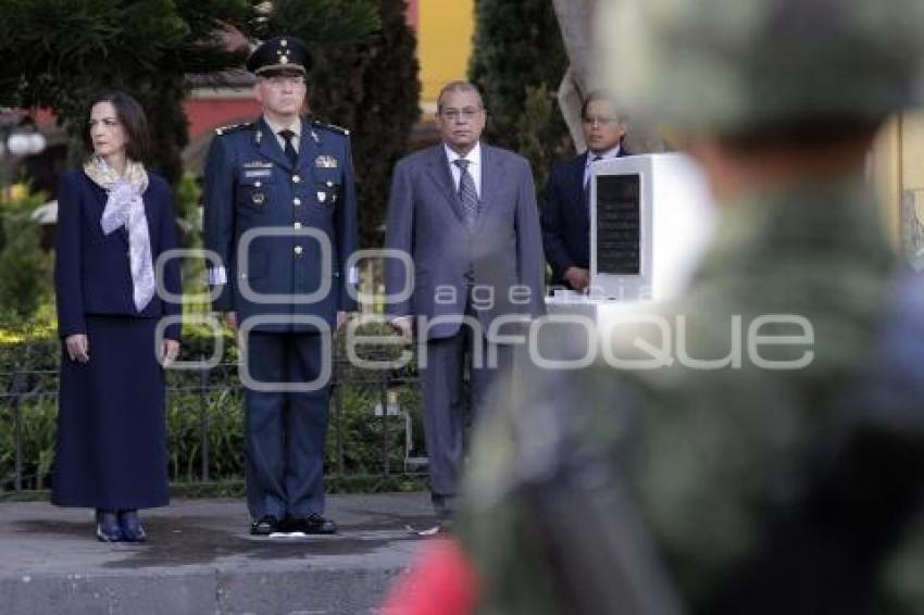 MES PATRIO. IZAMIENTO DE BANDERA n