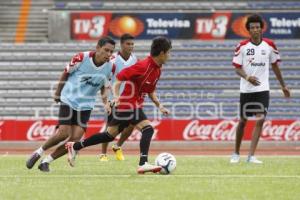 ENTRENAMIENTO LOBOS BUAP. FÚTBOL