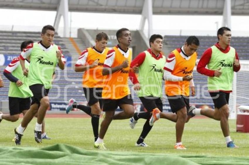 ENTRENAMIENTO LOBOS BUAP. FÚTBOL