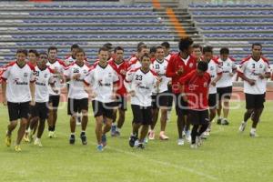 ENTRENAMIENTO LOBOS BUAP. FÚTBOL