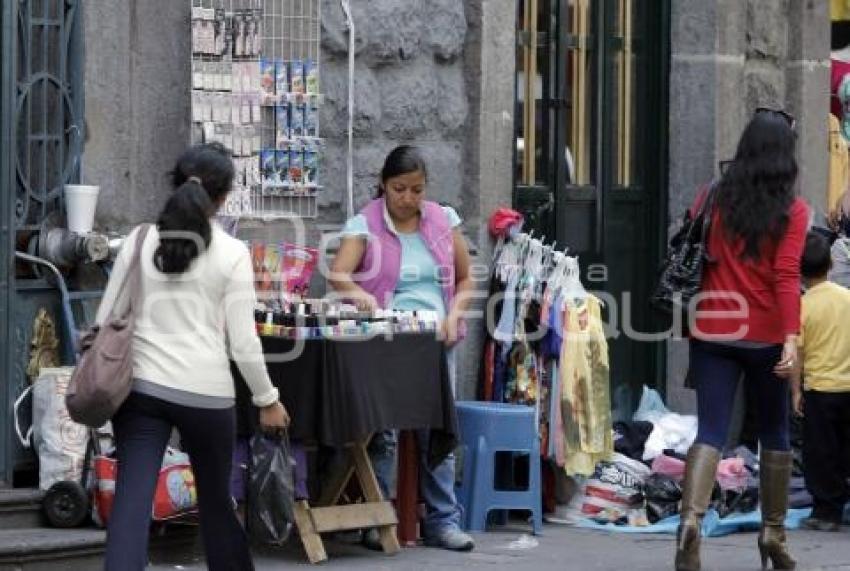 COMERCIO INFORMAL. CENTRO HISTÓRICO