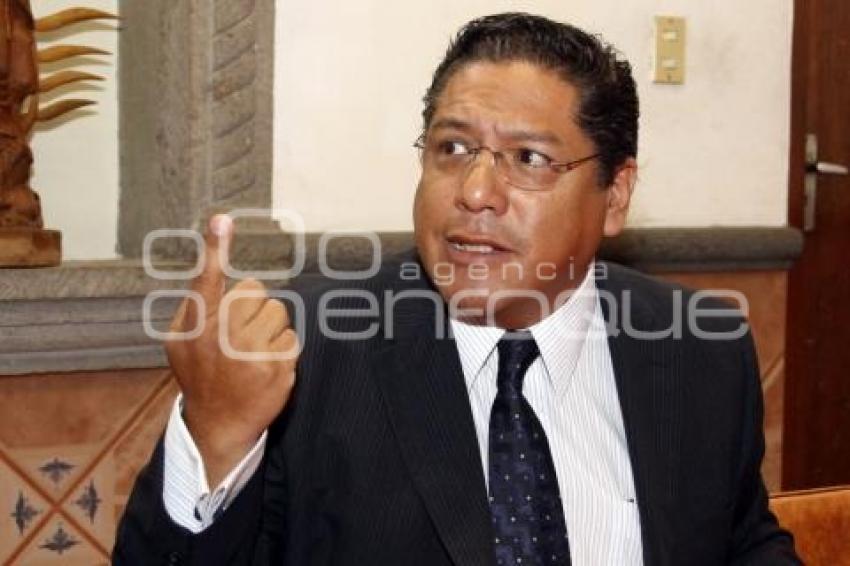 PAN. MIGUEL AYLLÓN