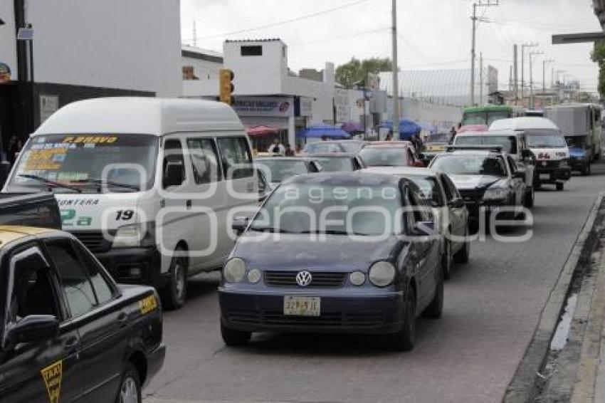 TRÁFICO POR CIERRE REFORMA 11 NORTE SUR