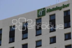 HOLYDAY INN . HOTEL