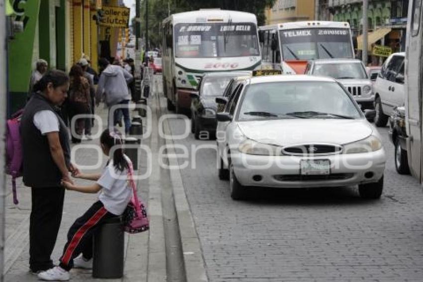 TRÁFICO POR CIERRE REFORMA 11 NORTE SUR