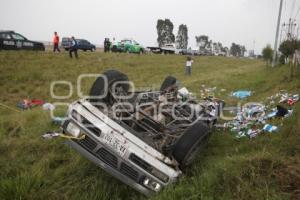 VOLCADURA EN AUTOPISTA