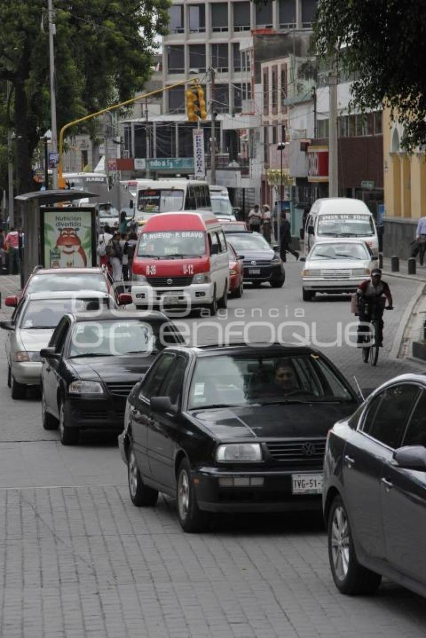 TRÁFICO POR CIERRE REFORMA 11 NORTE SUR