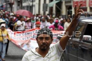 MARCHA MAESTROS Y 28 DE OCTUBRE