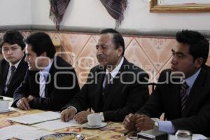 FORJADORES DE PUEBLA DIRIGE CARTA A ALFONSO ESPARZA