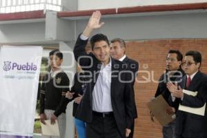 RIVERA INAUGURA AULA DE MEDIOS