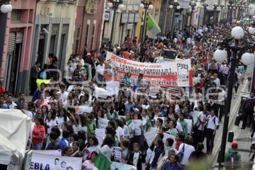 MANIFESTACIÓN MAESTROS