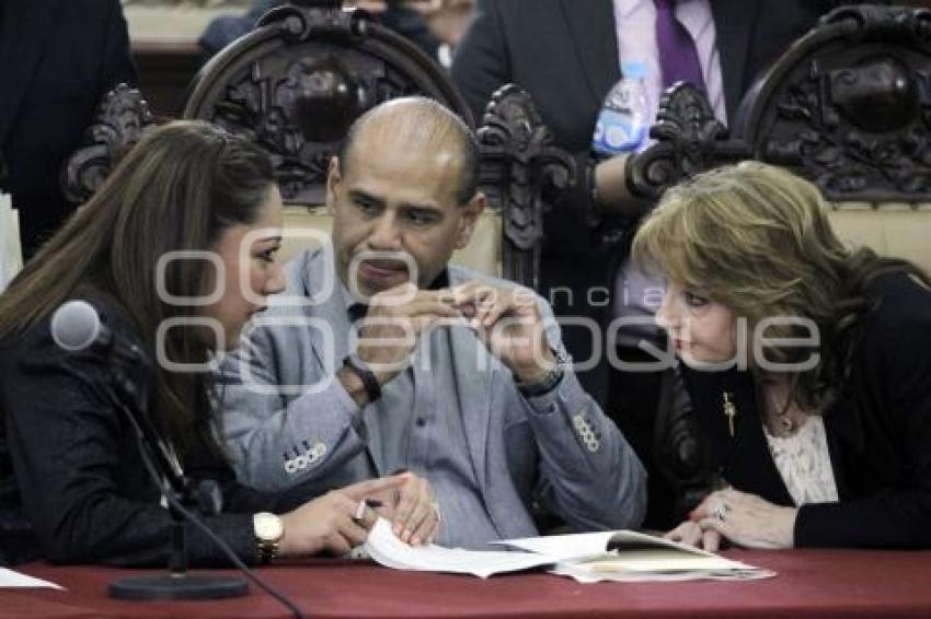 SESIÓN EXTRAORDINARIA DE CABILDO
